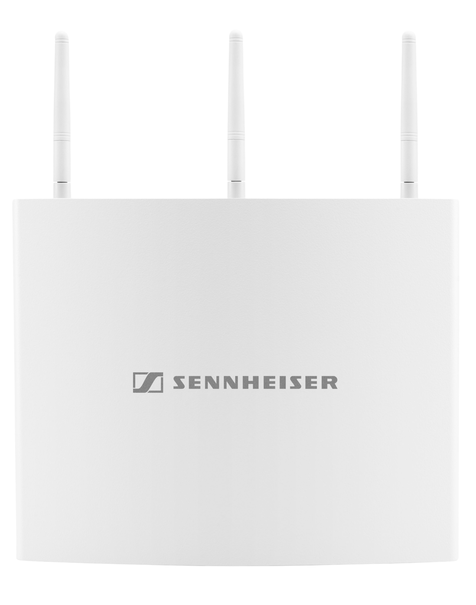 ADN_W_AM_Accessories_product_shot_cutout_Isofront.png